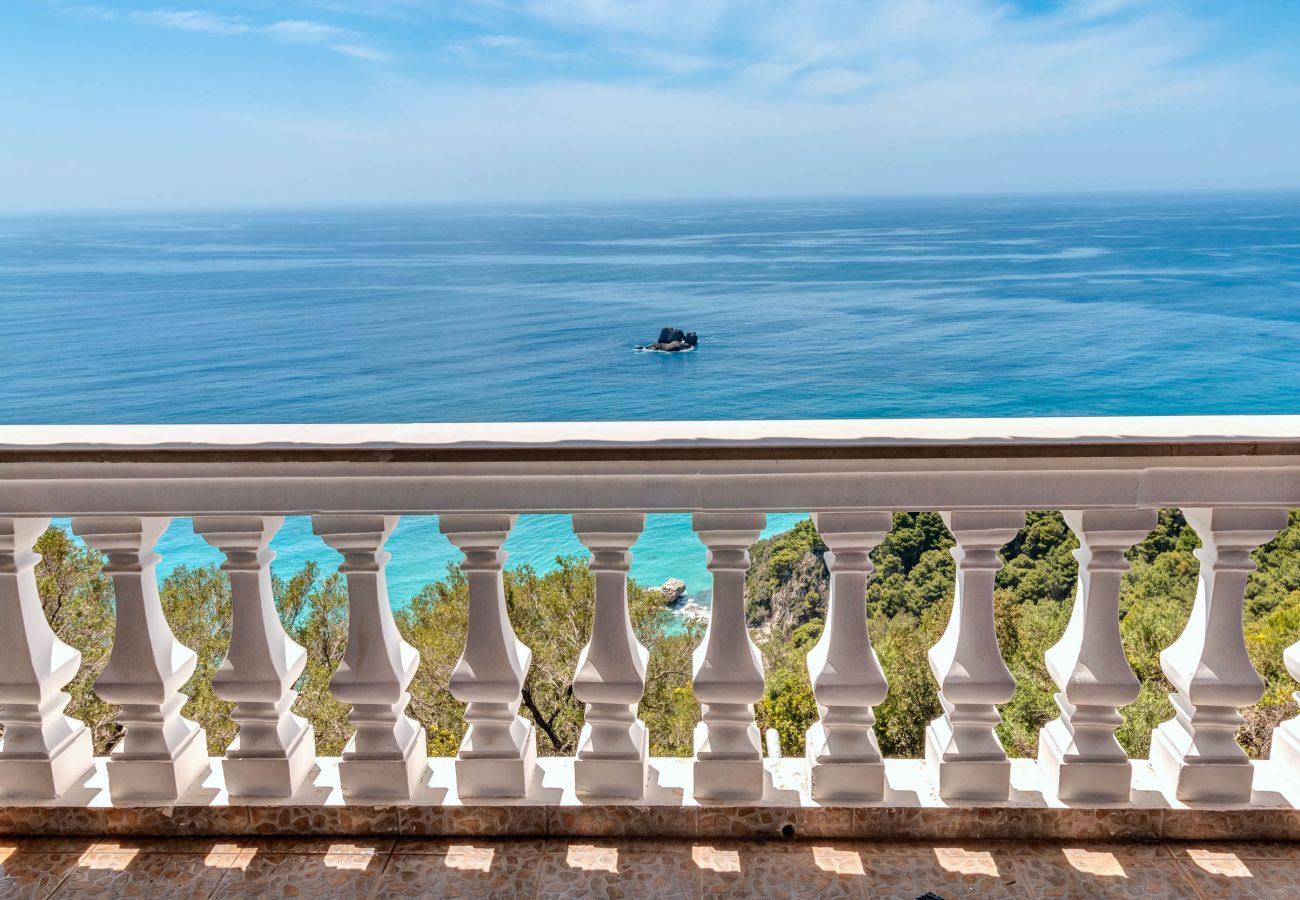Villa in Kontogialos - Ocean View Luxury Villa Nefeli