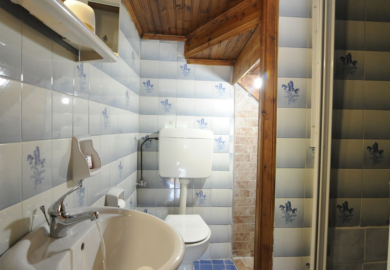 House in Antiperni - Traditional Greek Maisonette in Antiperni village