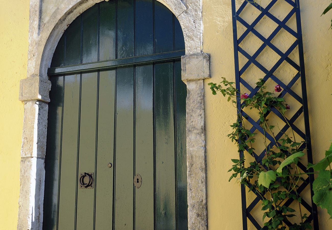 House in Antiperni - Traditional Greek Maisonette in Antiperni village