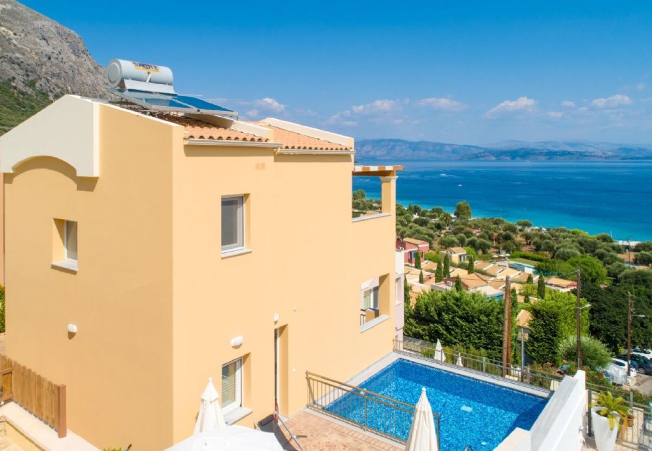 Villa in Barbati - Corfu Sea View Villa Aurora